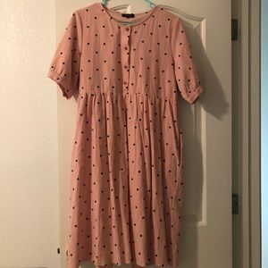 Adorable polka dot pink dress with pockets!